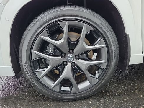 New 2026 Lexus TX 500h AWD image 28
