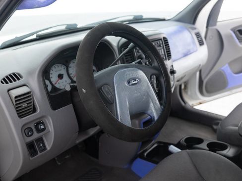 Used 2002 Ford Escape XLT image 23