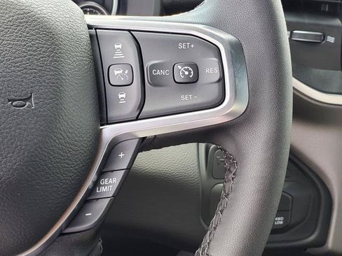 New 2026 RAM 2500 Big Horn AWD/4WD image 11
