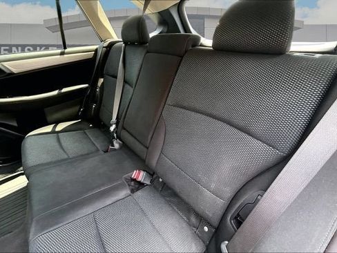 Used 2018 Subaru Outback 2.5i Premium AWD/4WD image 26