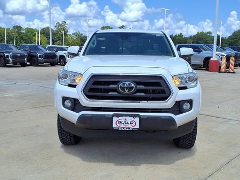 Certified 2021 Toyota Tacoma SR5 RWD image 4