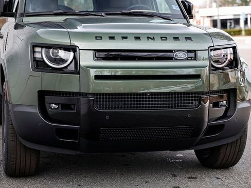 New 2026 Land Rover Defender 130 S image 19