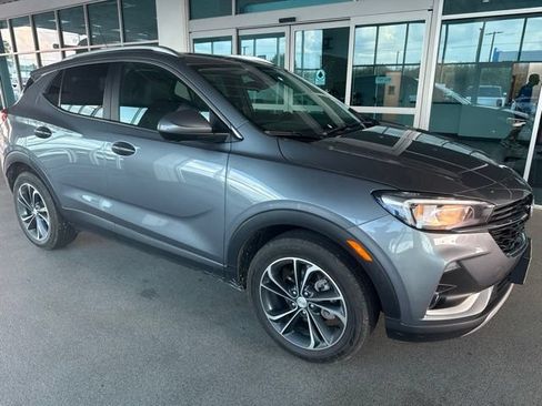 Used 2021 Buick Encore GX Select w/ Advanced Technology Package FWD image 1
