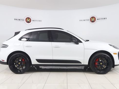 Used 2023 Porsche Macan GTS w/ GTS Sport Package AWD/4WD image 2