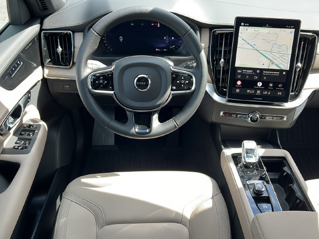 New 2027 Volvo XC90 B5 Plus AWD/4WD image 11