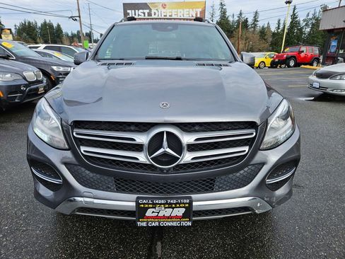 Used 2018 Mercedes-Benz GLE 350 4MATIC image 2
