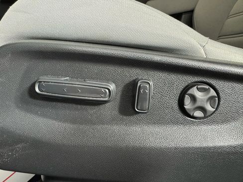 Used 2019 Honda CR-V EX image 34