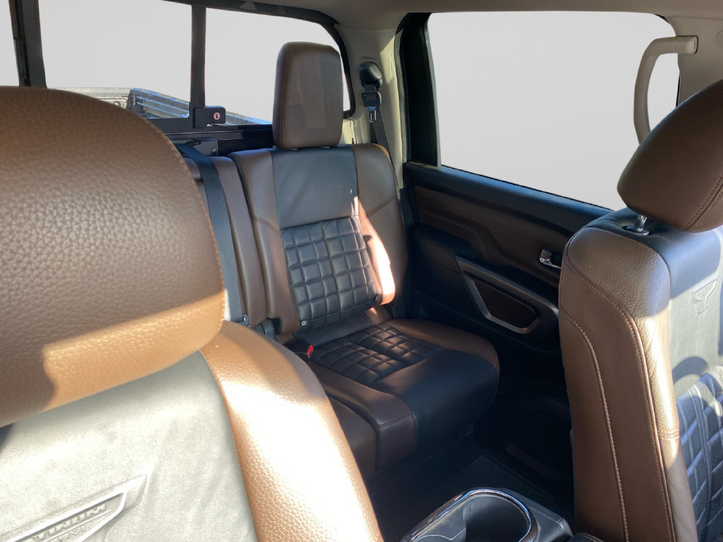 Used 2017 Nissan Titan Platinum Reserve AWD/4WD image 8