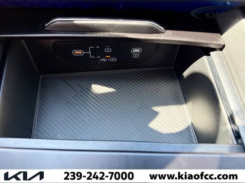 New 2026 Kia Sportage LX image 28