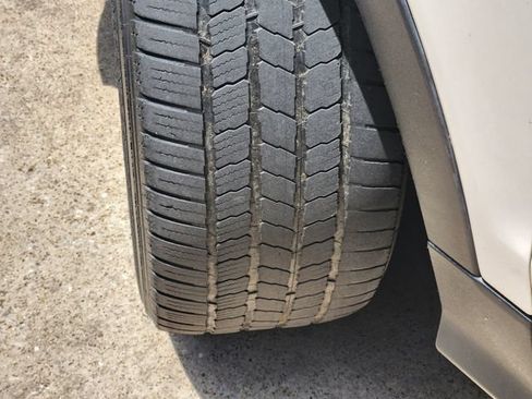 Used 2019 Ford Escape SE FWD image 11