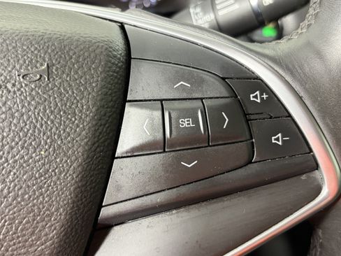 Used 2017 Cadillac XT5 Luxury w/ Driver Awareness Package AWD/4WD image 29