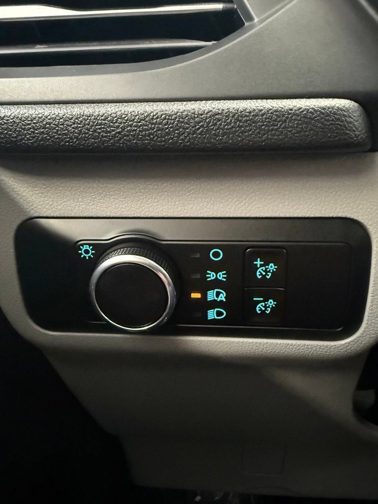 Used 2025 Ford Escape Active FWD image 13