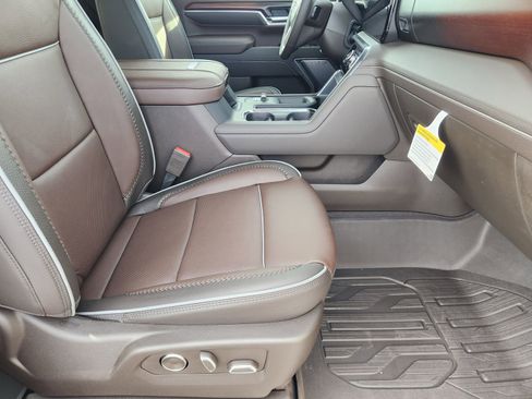 New 2026 GMC Sierra 2500 Denali image 17