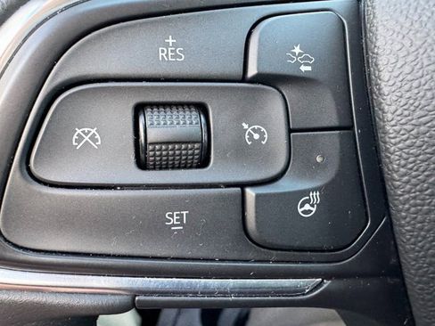 Used 2021 Buick Envision Essence w/ Sport Touring Package image 13