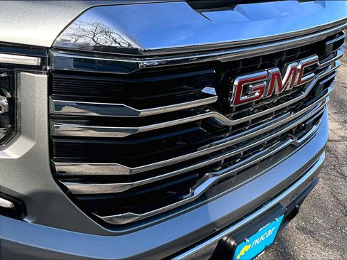 Used 2026 GMC Sierra 1500 SLT image 33
