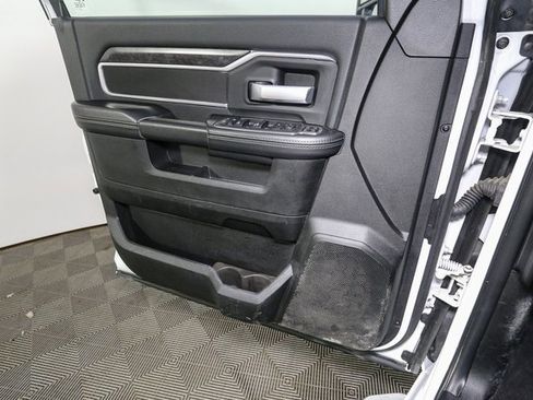 Used 2024 RAM 2500 Big Horn image 35