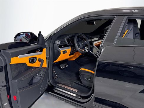 Used 2024 Lamborghini Urus S AWD/4WD image 14