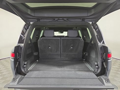 Used 2024 Rivian R1S Adventure AWD/4WD image 15
