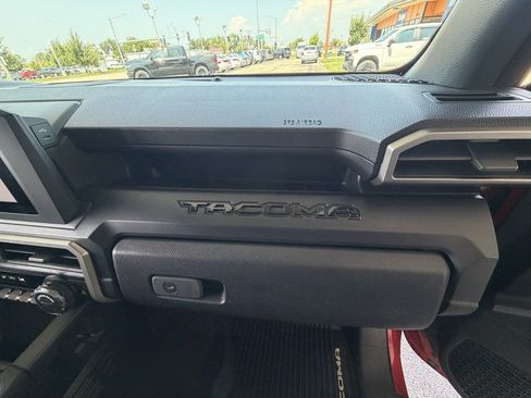 Used 2024 Toyota Tacoma SR AWD/4WD image 25