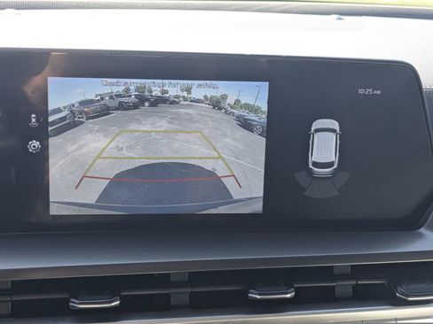 Used 2025 Kia Telluride S image 22