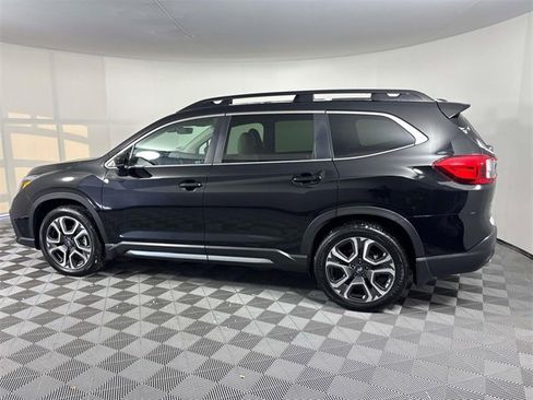 Used 2024 Subaru Ascent Limited image 5