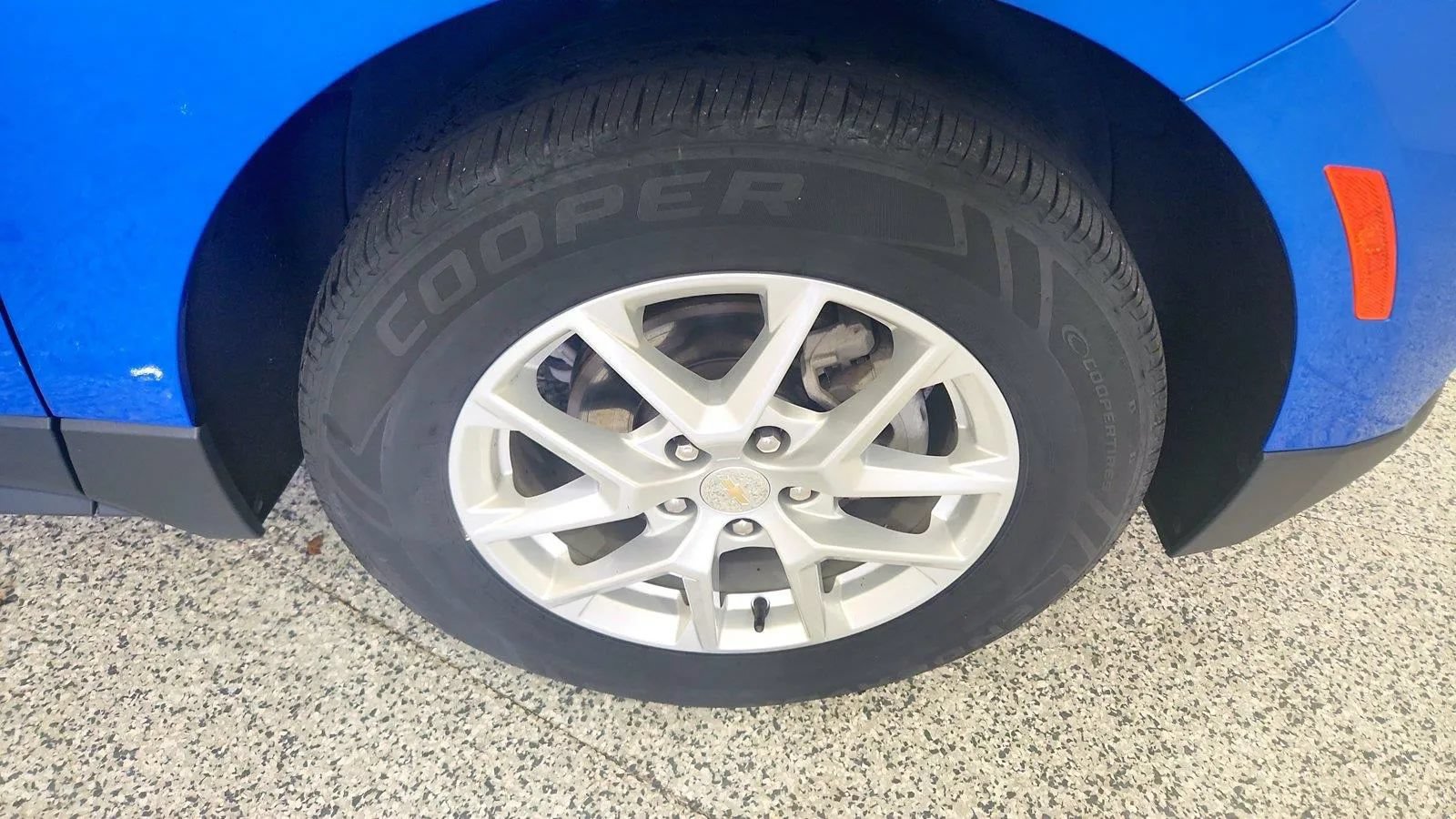 Used 2024 Chevrolet Equinox LS w/ LPO, Floor Liner Package FWD image 30