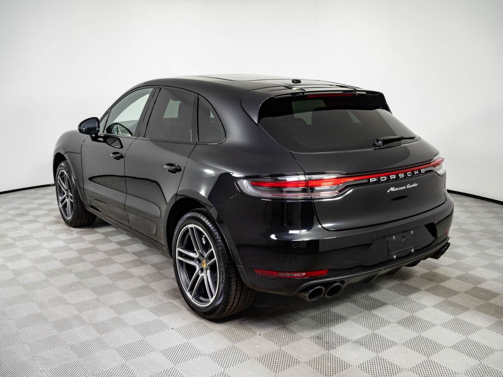 Used 2021 Porsche Macan Turbo AWD/4WD image 3