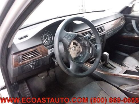 Used 2006 BMW 325i Sedan image 11