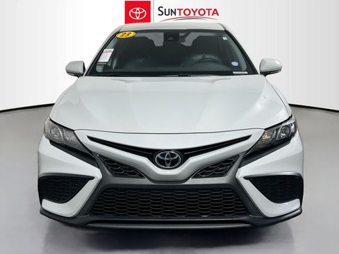 Used 2023 Toyota Camry SE FWD image 10