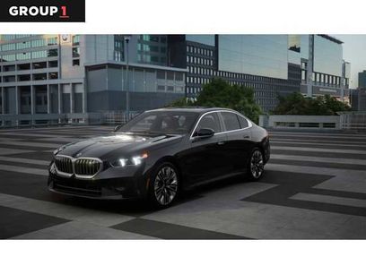 New 2025 BMW 530i w/ Premium Package
