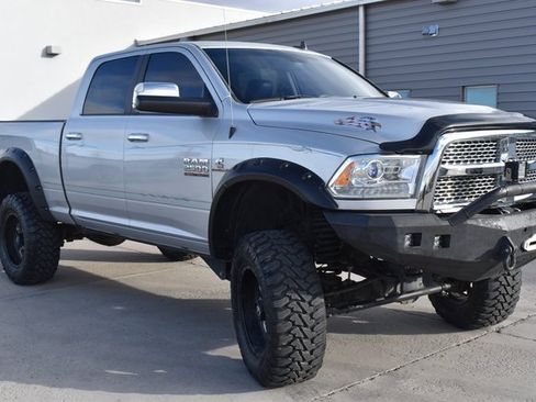Used 2016 RAM 2500 Laramie image 3