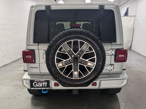 Used 2024 Jeep Wrangler High Altitude AWD/4WD image 8