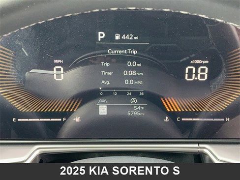 Certified 2025 Kia Sorento S image 27
