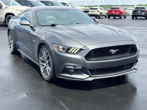 Used 2015 Ford Mustang GT Premium w/ Equipment Group 401A RWD image 3