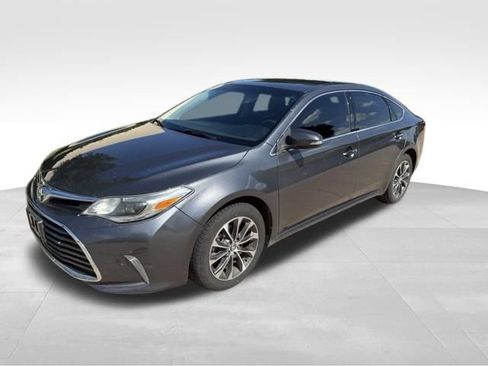 Used 2016 Toyota Avalon XLE FWD image 8