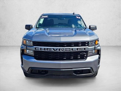 Used 2022 Chevrolet Silverado 1500 Custom RWD image 2