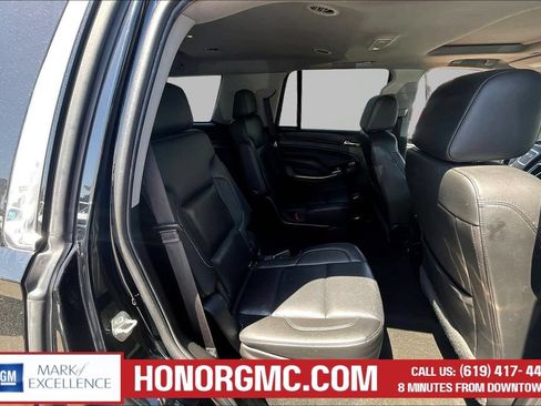 Used 2018 GMC Yukon SLT AWD/4WD image 21