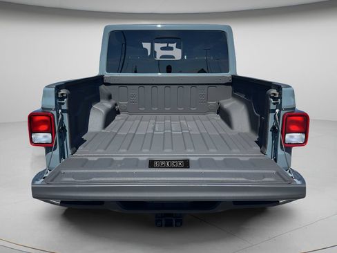 Used 2025 Jeep Gladiator Sport AWD/4WD image 10