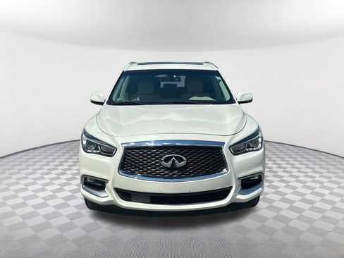 Used 2016 INFINITI QX60 FWD w/ Premium Package image 2