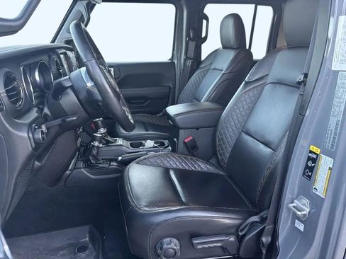 Used 2023 Jeep Wrangler Unlimited Sahara AWD/4WD image 19