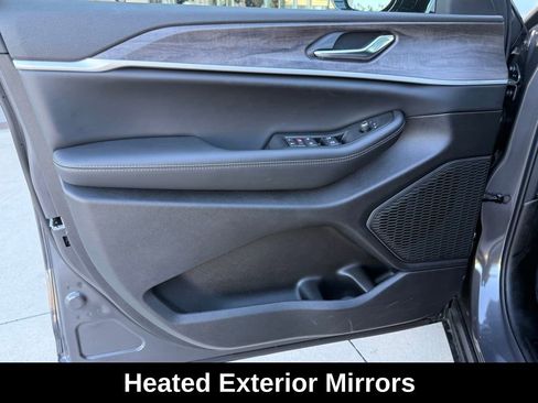 New 2026 Jeep Grand Cherokee Altitude RWD image 29