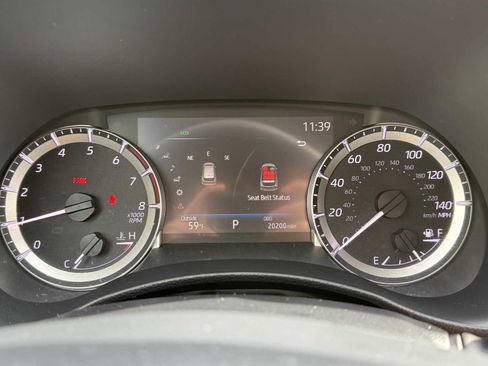 Used 2023 Toyota Highlander XLE image 46