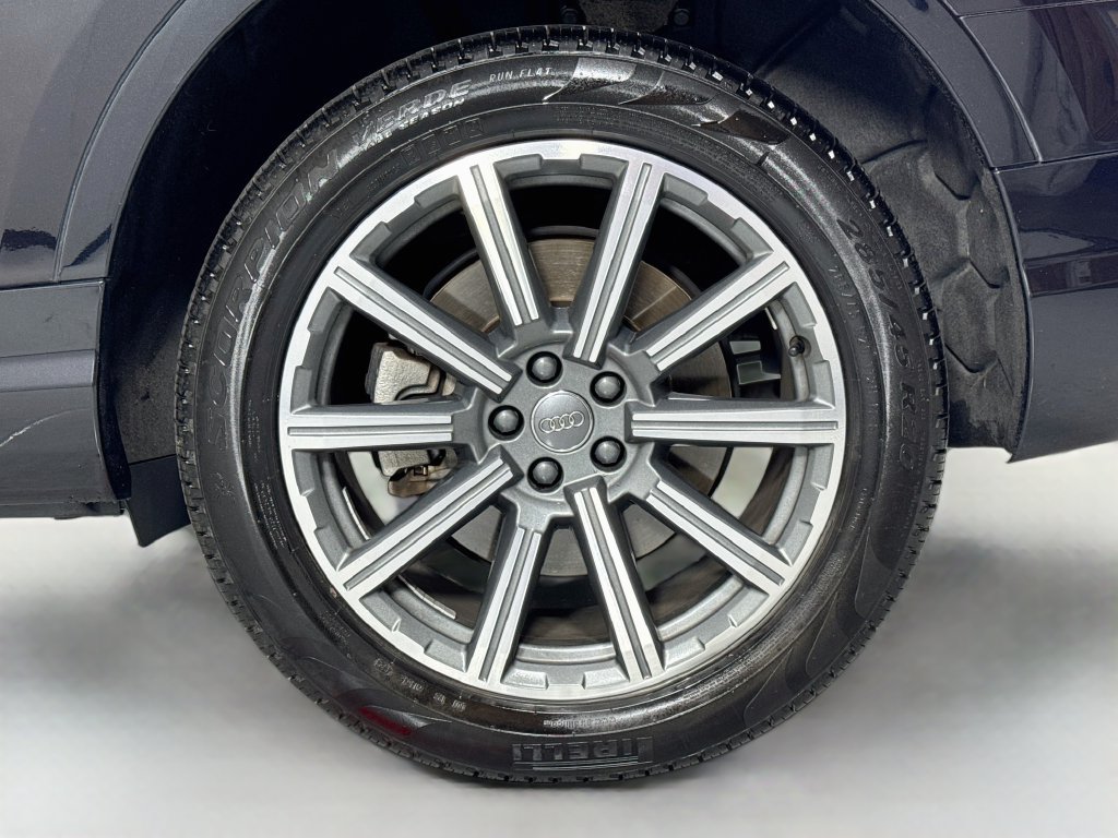 Used 2018 Audi Q7 3.0T Premium Plus w/ Premium Plus Package AWD/4WD image 10