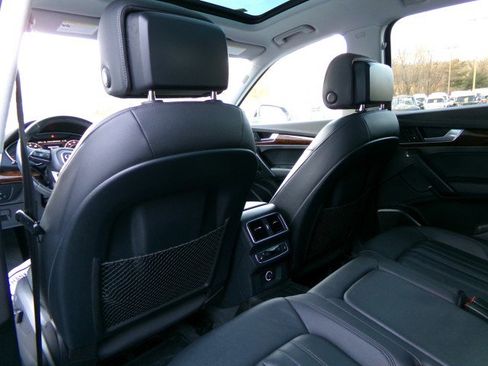 Used 2018 Audi Q5 2.0T Premium Plus image 16