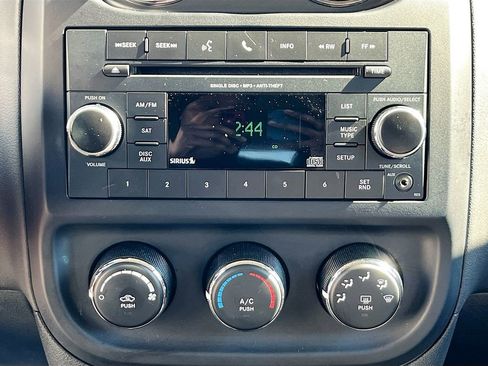 Used 2017 Jeep Patriot Sport w/ Power Value Group image 16