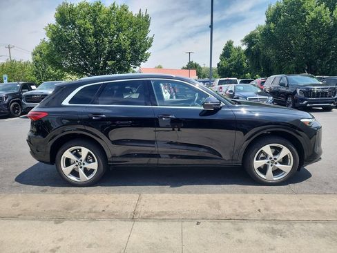 Used 2025 Audi Q5 Premium Plus AWD/4WD image 9