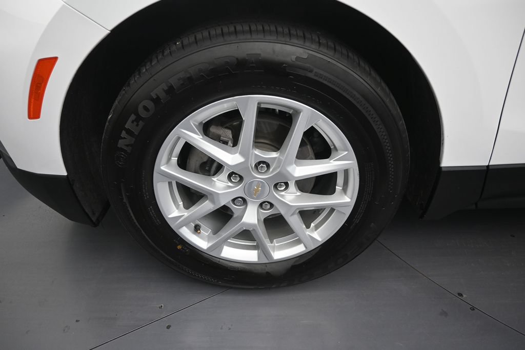 Used 2021 Chevrolet Equinox LT FWD image 9