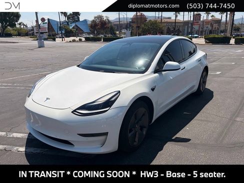 Used 2022 Tesla Model 3 RWD image 1