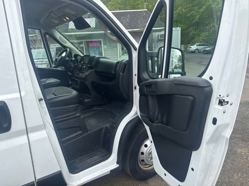 Used 2023 RAM ProMaster 2500 FWD image 30