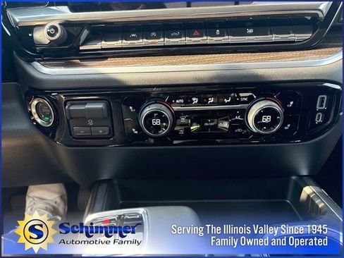 New 2026 Chevrolet Silverado 1500 RST w/ Redline Edition AWD/4WD image 39